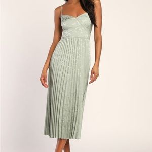 Lulu’s Regal Romance Floral Jacquard Pleated Satin Mini Dress in Sage